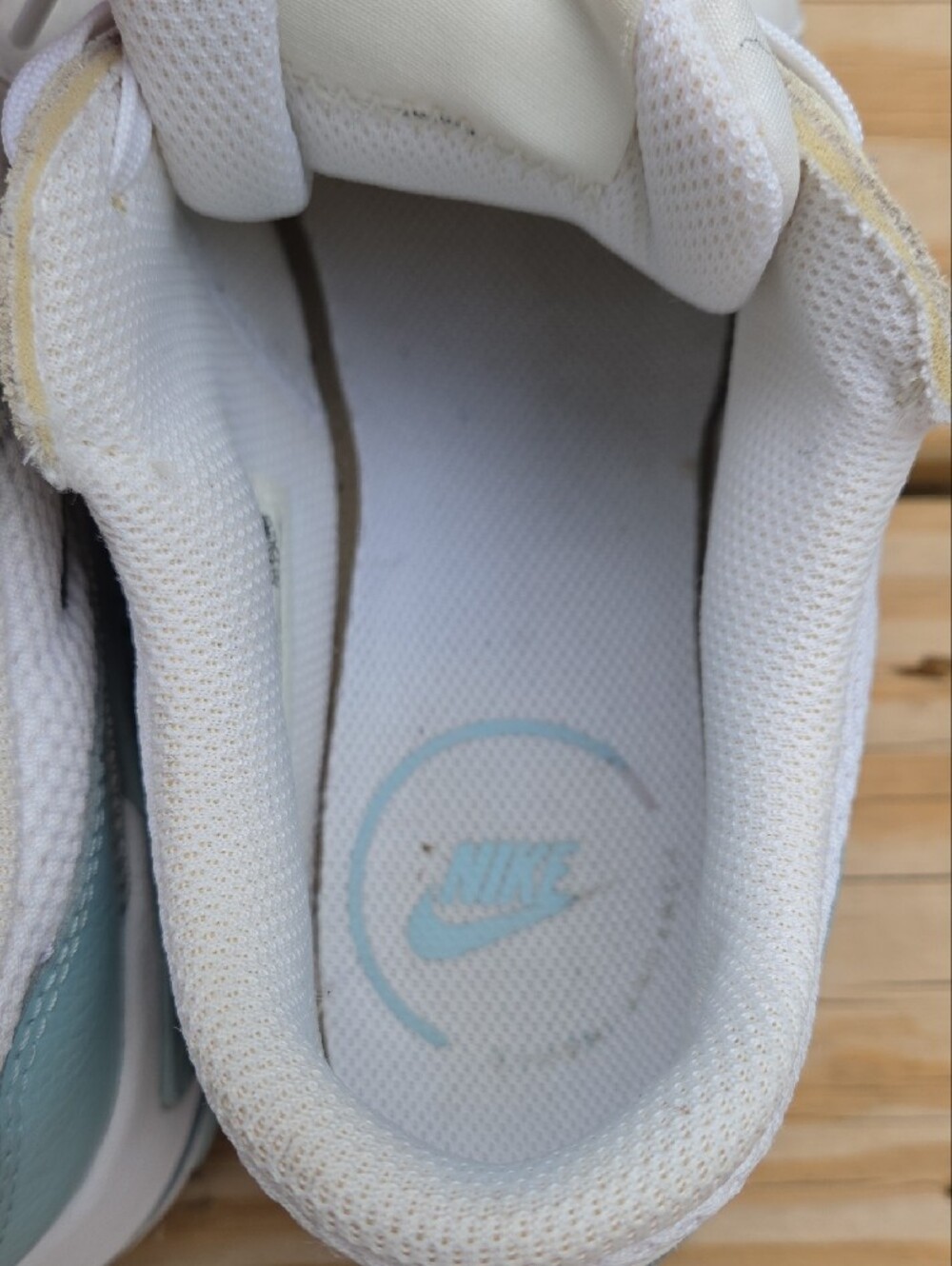 Nike White and Light Blue Air Max Sneakers with Black Swoosh - Picture 5 of 9